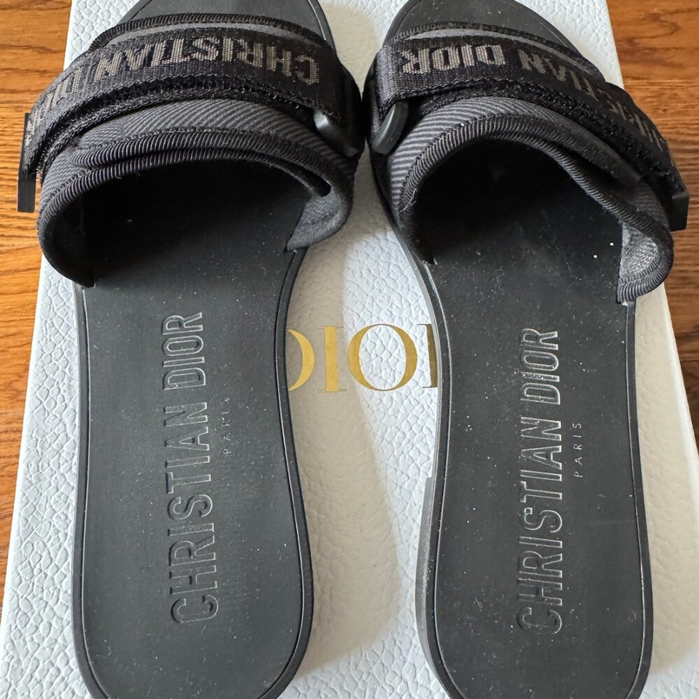 Christian Dior Dio(r)Evolution Black Slides - Picture 2 of 6